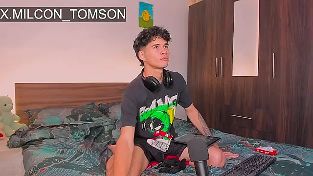 Milcon Thomson online show from September 10, 2025, 9:36 pm