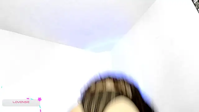 DollCam   online show from February 8, 2025, 11:45 pm