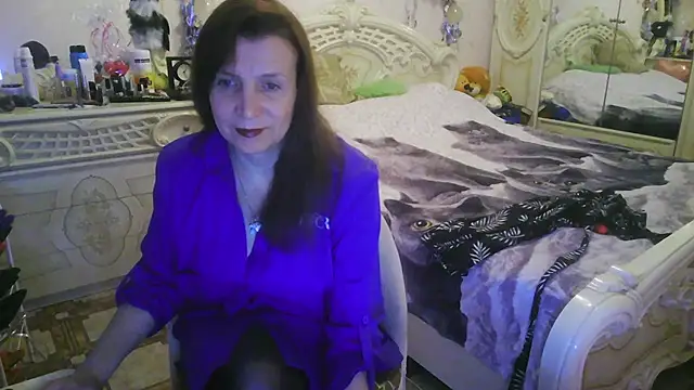 Snapshot of Debra_Phoenix chatting on July 9, 2026, 10:31 pm Debra Phoenix online show from July 9, 2026, 10:31 pm