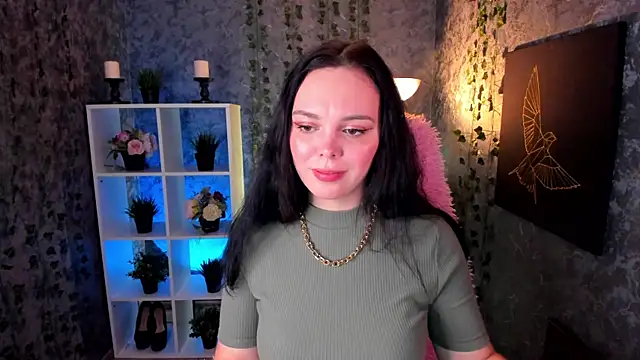 Emma Rolland online show from January 21, 2025, 12:36 am