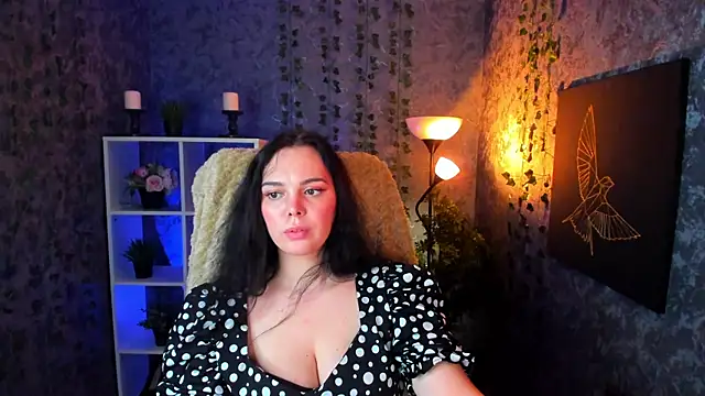 Emma Rolland online show from January 28, 2025, 11:17 pm