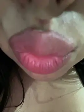 Chloe-antonella online show from December 29, 2024, 4:38 am