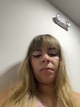 gabyfoxster online show from April 5, 2026, 1:23 am