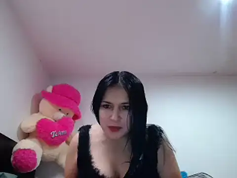 princehermosa44 online show from February 26, 2025, 3:10 pm