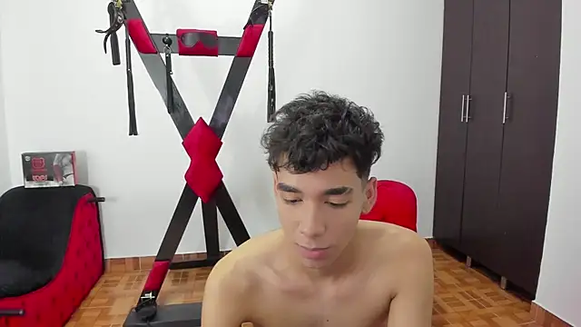 Harry LatinBoy online show from January 7, 2025, 10:41 pm