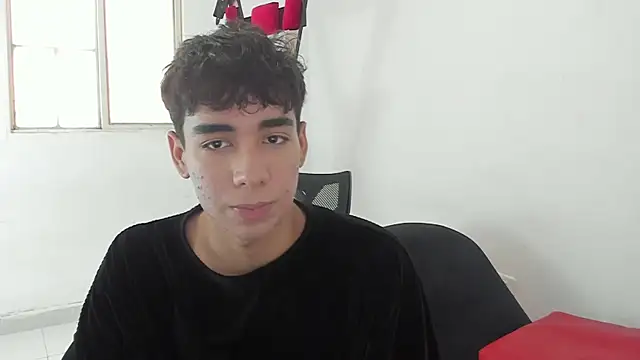 Harry LatinBoy online show from March 3, 2025, 7:28 pm