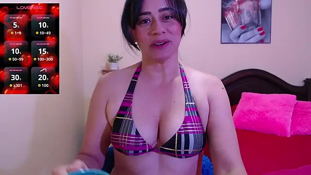 Snapshot of sara_florez1 chatting on September 12, 2025, 10:26 am sara florez1 online show from September 12, 2025, 10:26 am