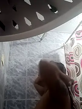 Naomy veracruz  online show from March 4, 2026, 10:34 am