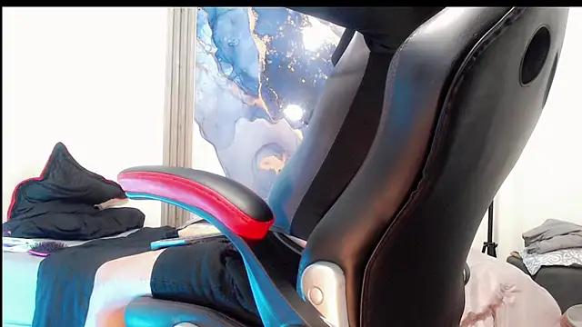 Snapshot of Alessa_mullen chatting on October 18, 2025, 4:14 am Alessa mullen online show from October 18, 2025, 4:14 am