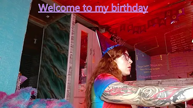 Snapshot of Meg4n_420 chatting on October 6, 2025, 7:47 pm Meg4n 420 online show from October 6, 2025, 7:47 pm