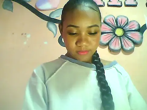 Snapshot of Fariana01 chatting on February 10, 2025, 2:41 am Fariana01 online show from February 10, 2025, 2:41 am