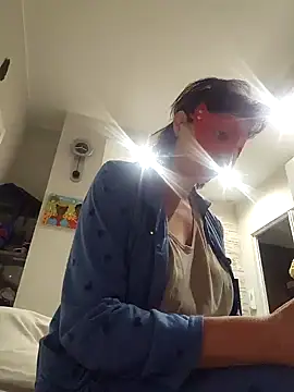 Snapshot of Vagabondainnamorata chatting on October 2, 2025, 4:27 am Vagabondainnamorata online show from October 2, 2025, 4:27 am