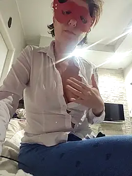 Vagabondainnamorata online show from March 25, 2026, 4:45 am