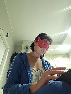 Snapshot of Vagabondainnamorata chatting on November 3, 2025, 3:56 am Vagabondainnamorata online show from November 3, 2025, 3:56 am