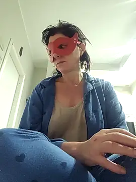 Vagabondainnamorata online show from December 2, 2025, 3:52 am