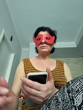 Vagabondainnamorata online show from April 16, 2026, 3:24 pm