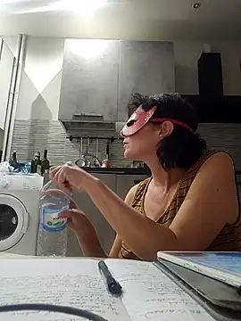 Snapshot of Vagabondainnamorata chatting on November 6, 2025, 4:55 pm Vagabondainnamorata online show from November 6, 2025, 4:55 pm