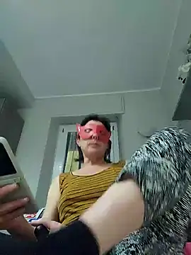 Snapshot of Vagabondainnamorata chatting on February 18, 2026, 7:21 pm Vagabondainnamorata online show from February 18, 2026, 7:21 pm