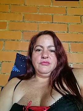 Scarlett45  online show from February 18, 2025, 9:09 pm