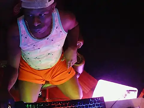 Snapshot of Bignc chatting on September 28, 2025, 10:50 pm Bignc online show from September 28, 2025, 10:50 pm