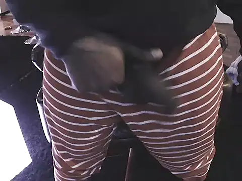 Snapshot of Bignc chatting on October 11, 2025, 8:54 pm Bignc online show from October 11, 2025, 8:54 pm