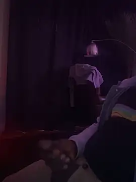 Snapshot of Bignc chatting on October 18, 2025, 5:48 pm Bignc online show from October 18, 2025, 5:48 pm