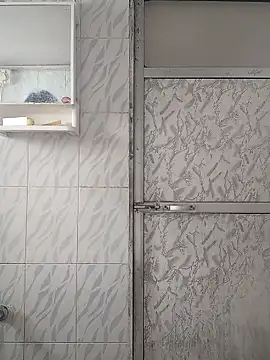 surabhi09 online show from January 10, 2026, 4:08 am