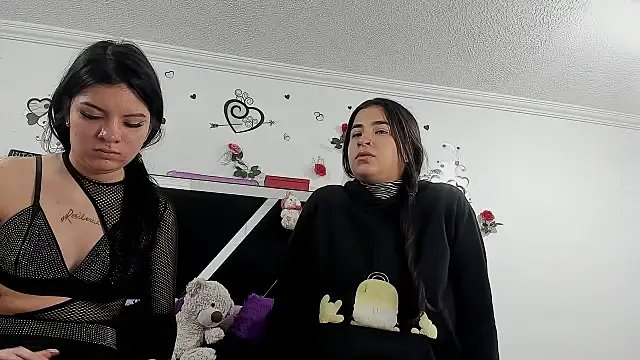 abby eemily online show from October 27, 2025, 12:17 pm