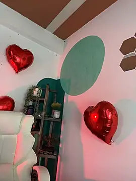 LollaByer online show from February 5, 2026, 9:10 pm