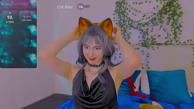 Snapshot of SeraZion chatting on December 7, 2024, 12:07 pm SeraZion online show from December 7, 2024, 12:07 pm