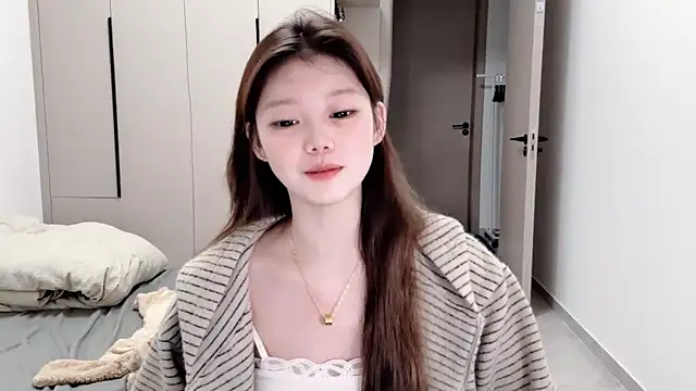 Snapshot of yangyang-1115 chatting on October 17, 2025, 5:11 am yangyang-1115 online show from October 17, 2025, 5:11 am