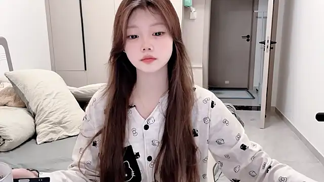 Snapshot of yangyang-1115 chatting on September 27, 2025, 4:29 am yangyang-1115 online show from September 27, 2025, 4:29 am