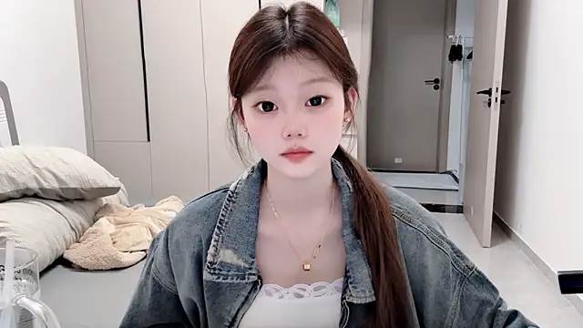 Snapshot of yangyang-1115 chatting on September 24, 2025, 4:19 am yangyang-1115 online show from September 24, 2025, 4:19 am