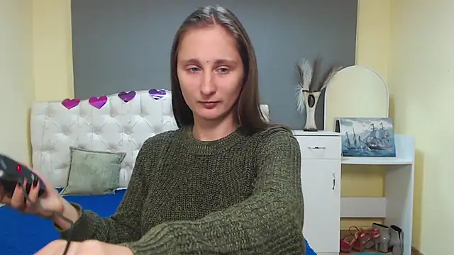 Snapshot of MichelLeee chatting on October 13, 2025, 11:12 am MichelLeee online show from October 13, 2025, 11:12 am