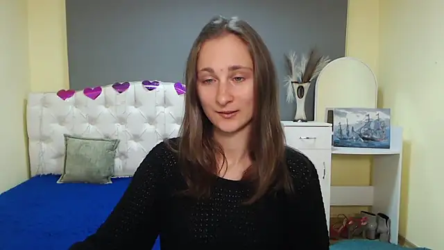 Snapshot of MichelLeee chatting on October 6, 2025, 11:22 am MichelLeee online show from October 6, 2025, 11:22 am