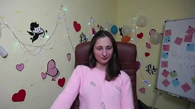 MichelLeee online show from February 10, 2025, 12:08 pm