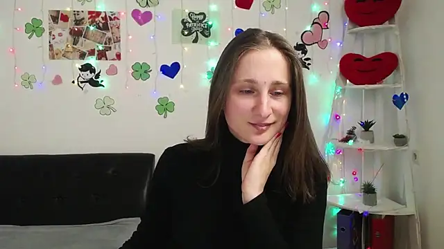 MichelLeee online show from March 18, 2025, 12:06 pm
