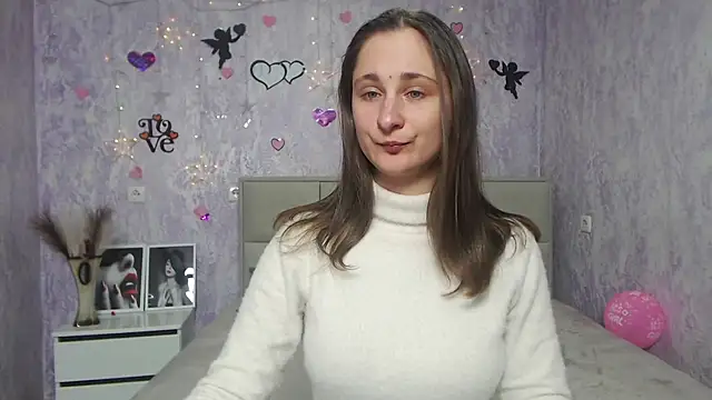 MichelLeee online show from February 7, 2025, 12:17 pm