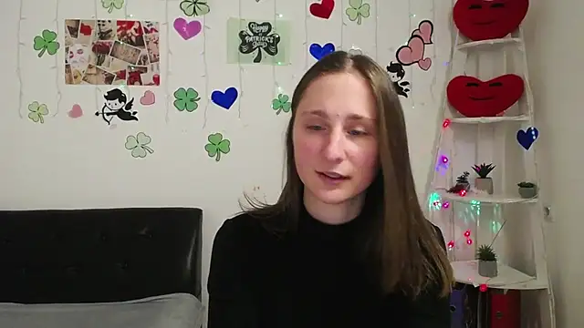MichelLeee online show from March 18, 2025, 3:12 pm