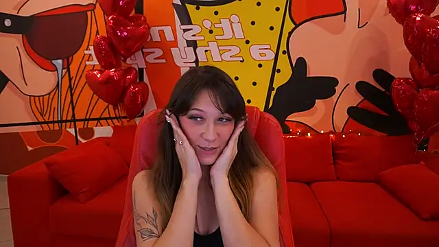 DreamyLinaa online show from February 17, 2025, 10:40 am