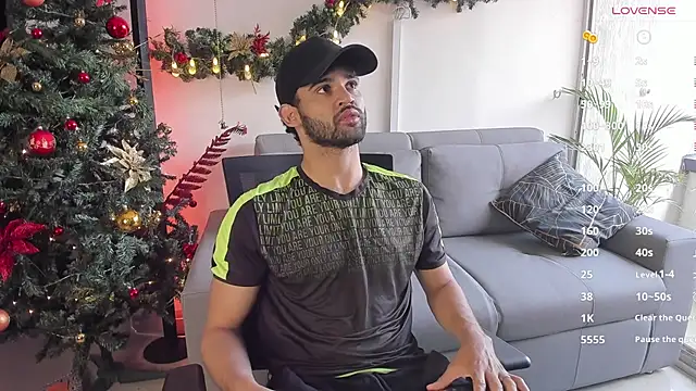 Snapshot of andrewChris_ chatting on December 9, 2024, 2:49 pm andrewChris online show from December 9, 2024, 2:49 pm