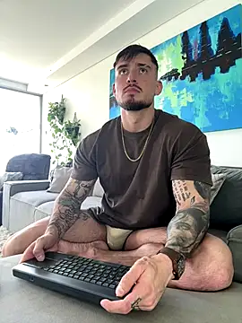 DimitriSullivan  online show from September 24, 2025, 9:21 pm