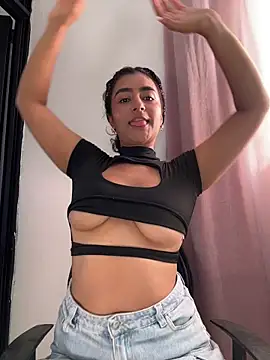 Lady Rey online show from April 11, 2026, 9:18 pm