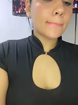 Leyna Kenet online show from March 7, 2026, 9:53 pm