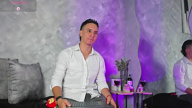 Snapshot of -Bruno-Bs chatting on September 25, 2025, 1:44 am -Bruno-Bs online show from September 25, 2025, 1:44 am