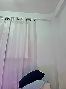 NeredaXxx online show from January 18, 2026, 8:18 am