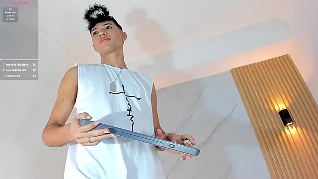 im sebaslopez online show from February 20, 2025, 9:44 am