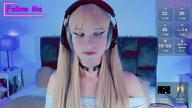 Kirmyy  online show from September 22, 2025, 9:43 pm