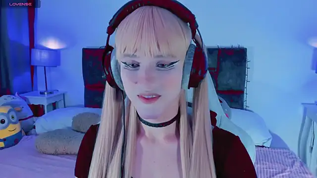 Kirmyy  online show from September 30, 2025, 8:59 pm