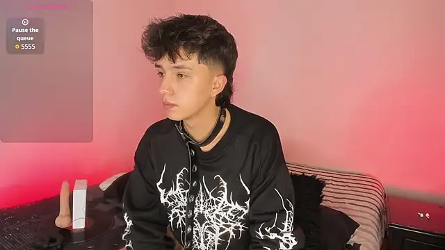 juandaaap online show from January 8, 2026, 3:34 am